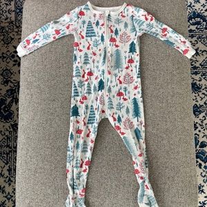 Tea Collection 12-18 months zippered onesie pajamas with feet